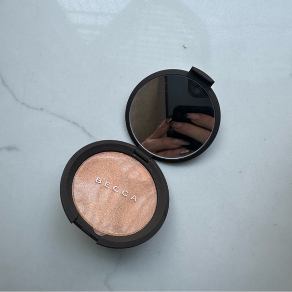 BRAND NEW BECCA TOPAZ HIGHLIGHTER MAKEUP - Picture 3 of 5